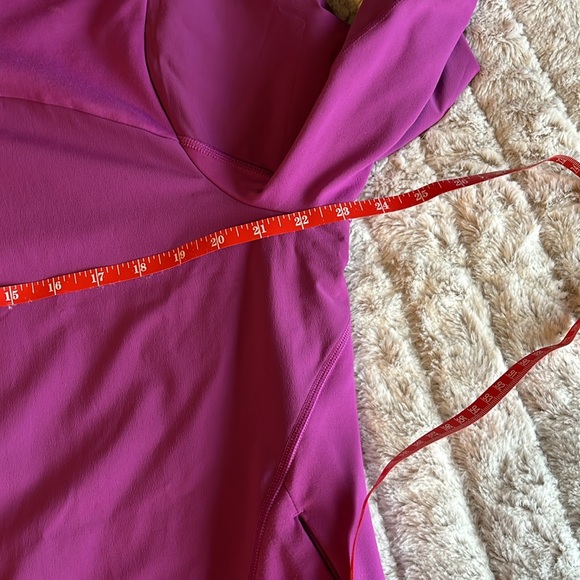 Track jacket with multiple pockets, thumb hole sleeves, fleece lined pockets - Picture 8 of 11